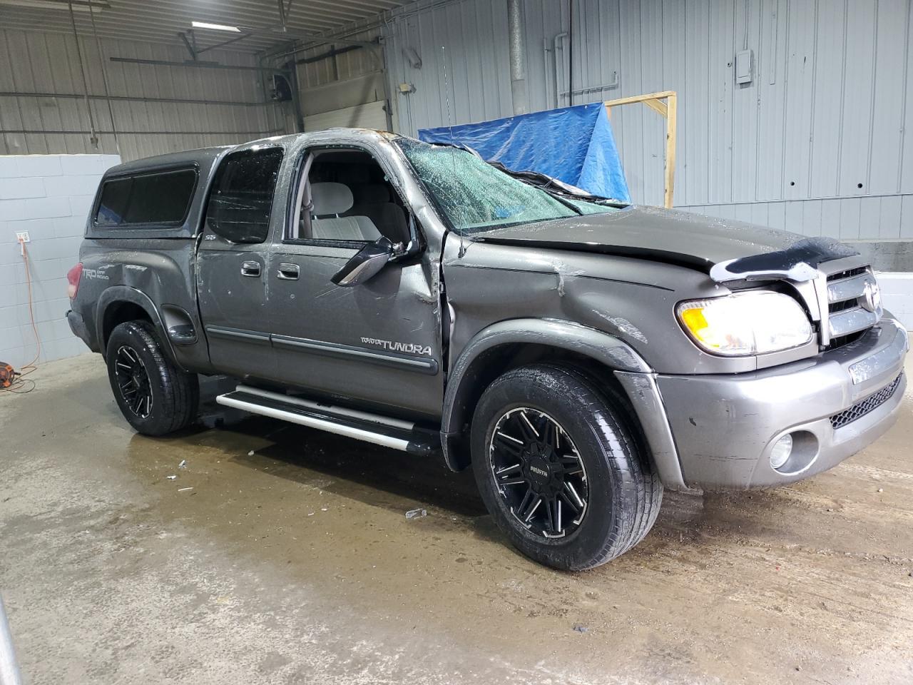 2004 Toyota Tundra Access Cab Sr5 - Image 4
