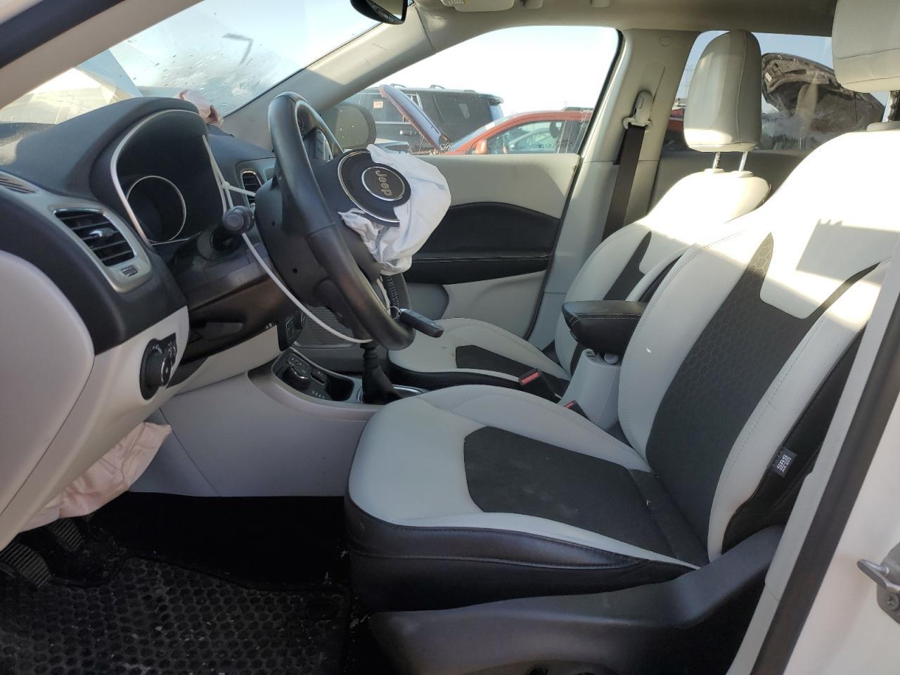 2019 Jeep Compass Latitude - Фото 7
