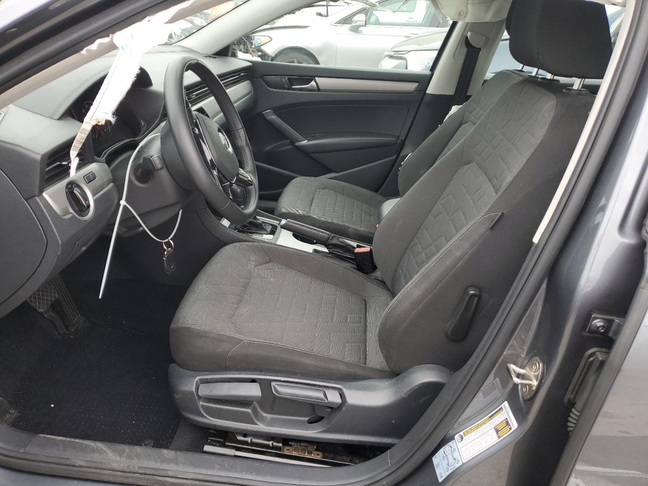 2021 Volkswagen Passat S - Фото 7