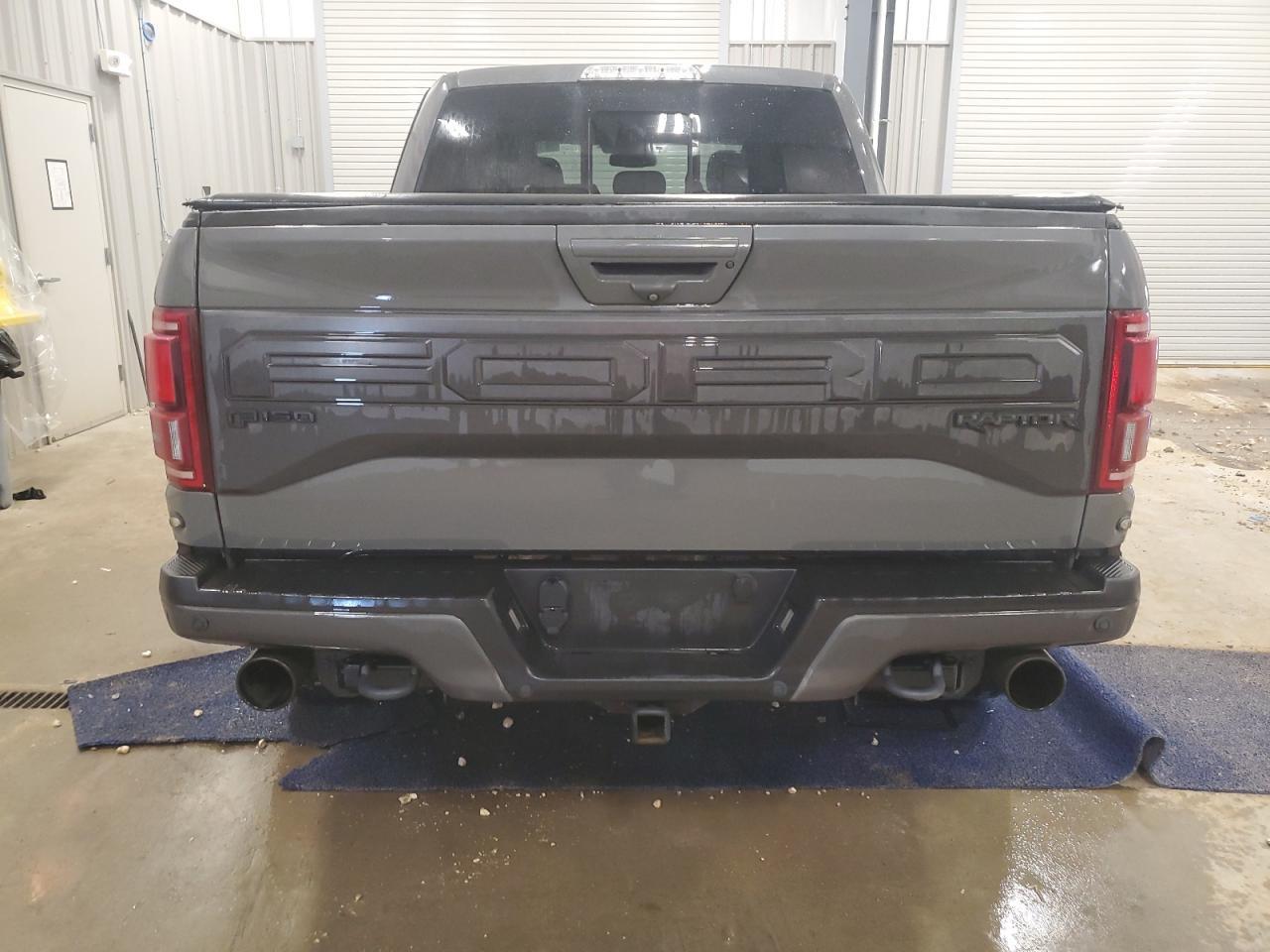 2018 Ford F150 Raptor - Фото 6