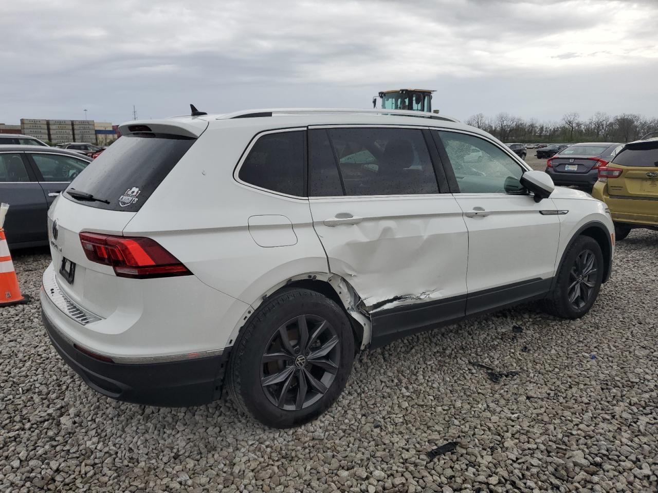 2023 Volkswagen Tiguan Se - Image 3