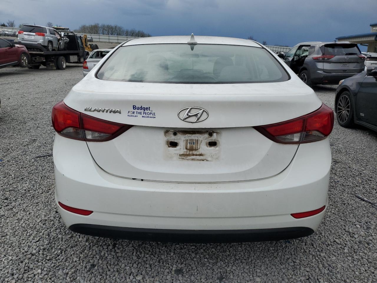 2015 Hyundai Elantra Se - Фото 6