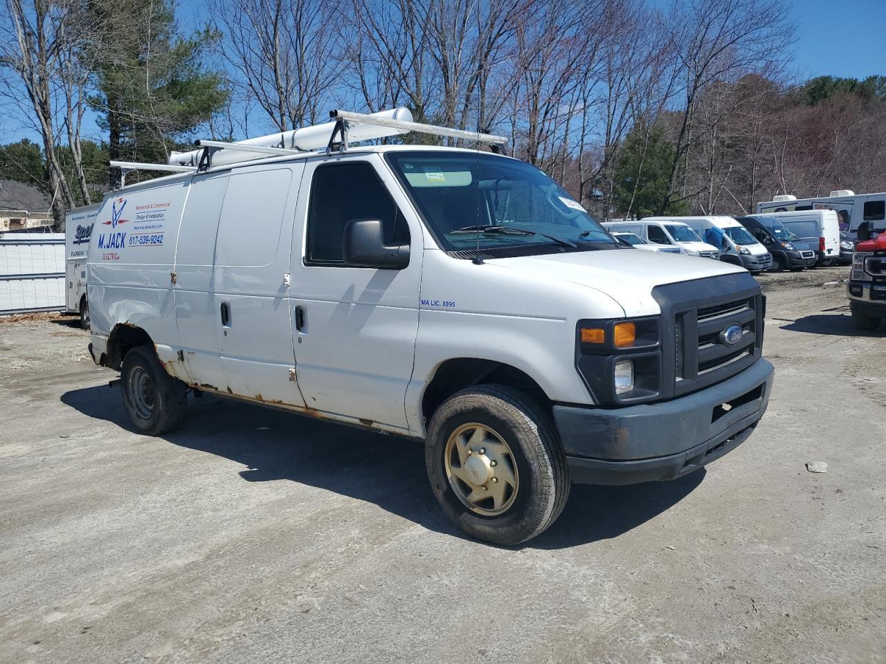 2012 Ford Econoline E250 Van - Фото 4