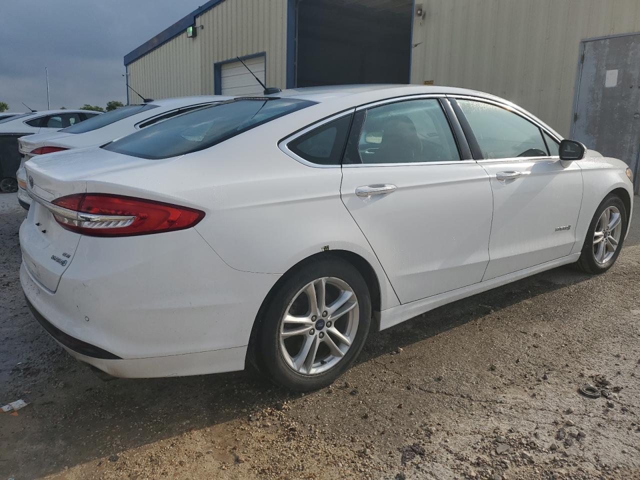 2018 Ford Fusion Se Hybrid - Image 3