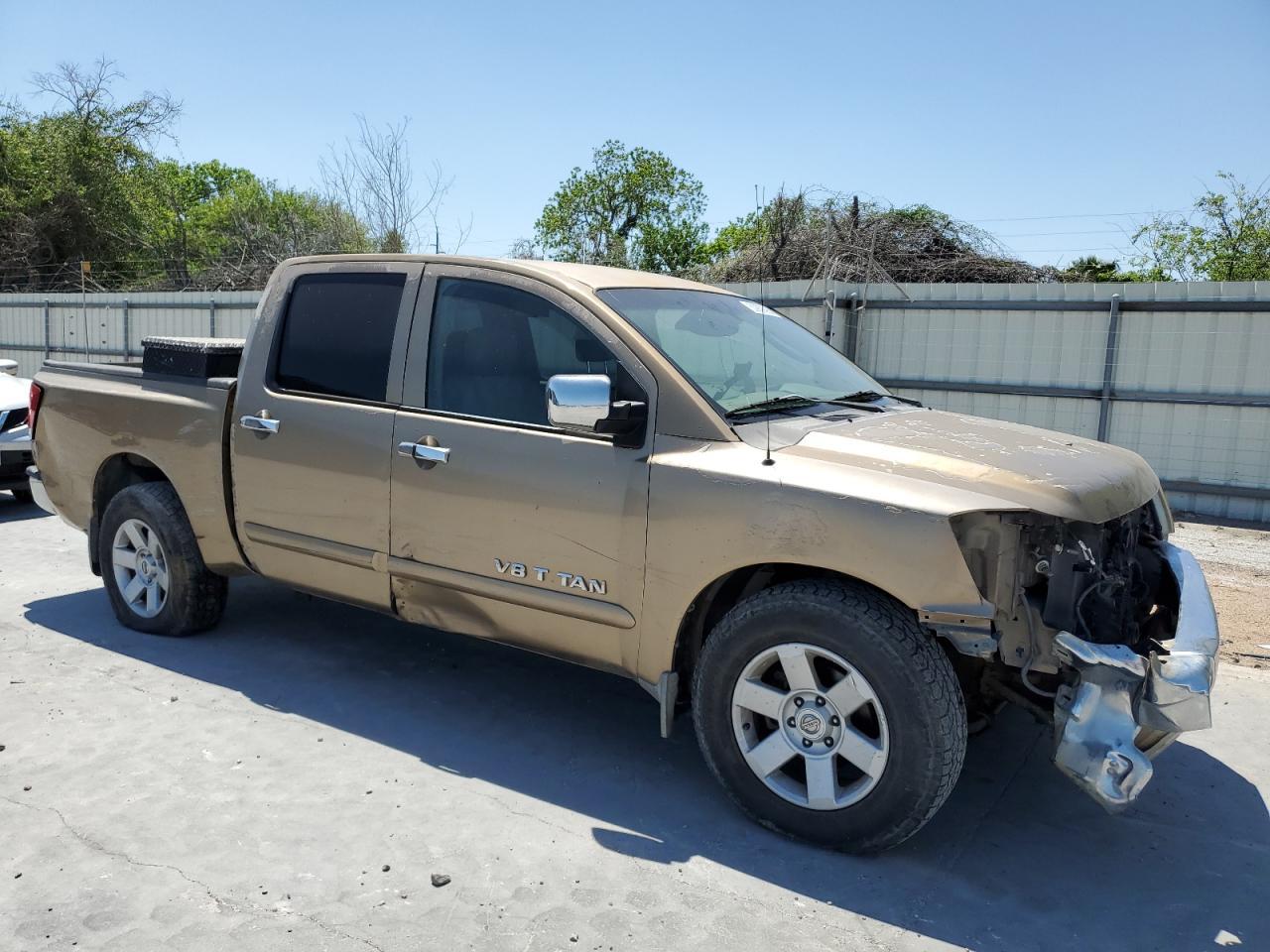 2004 Nissan Titan Xe - Image 4