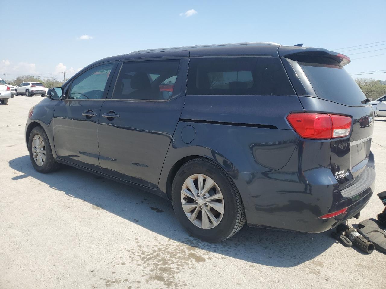 2015 Kia Sedona Lx - Фото 2