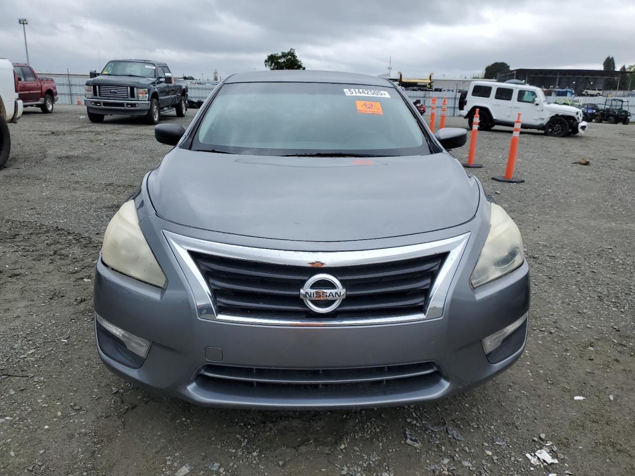 2015 Nissan Altima 2.5 - Image 5