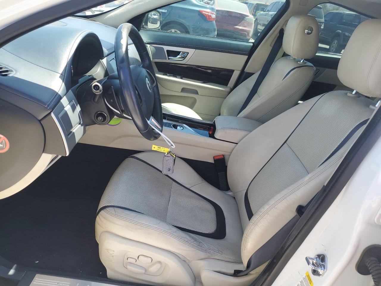 2012 Jaguar Xf Portfolio - Фото 7