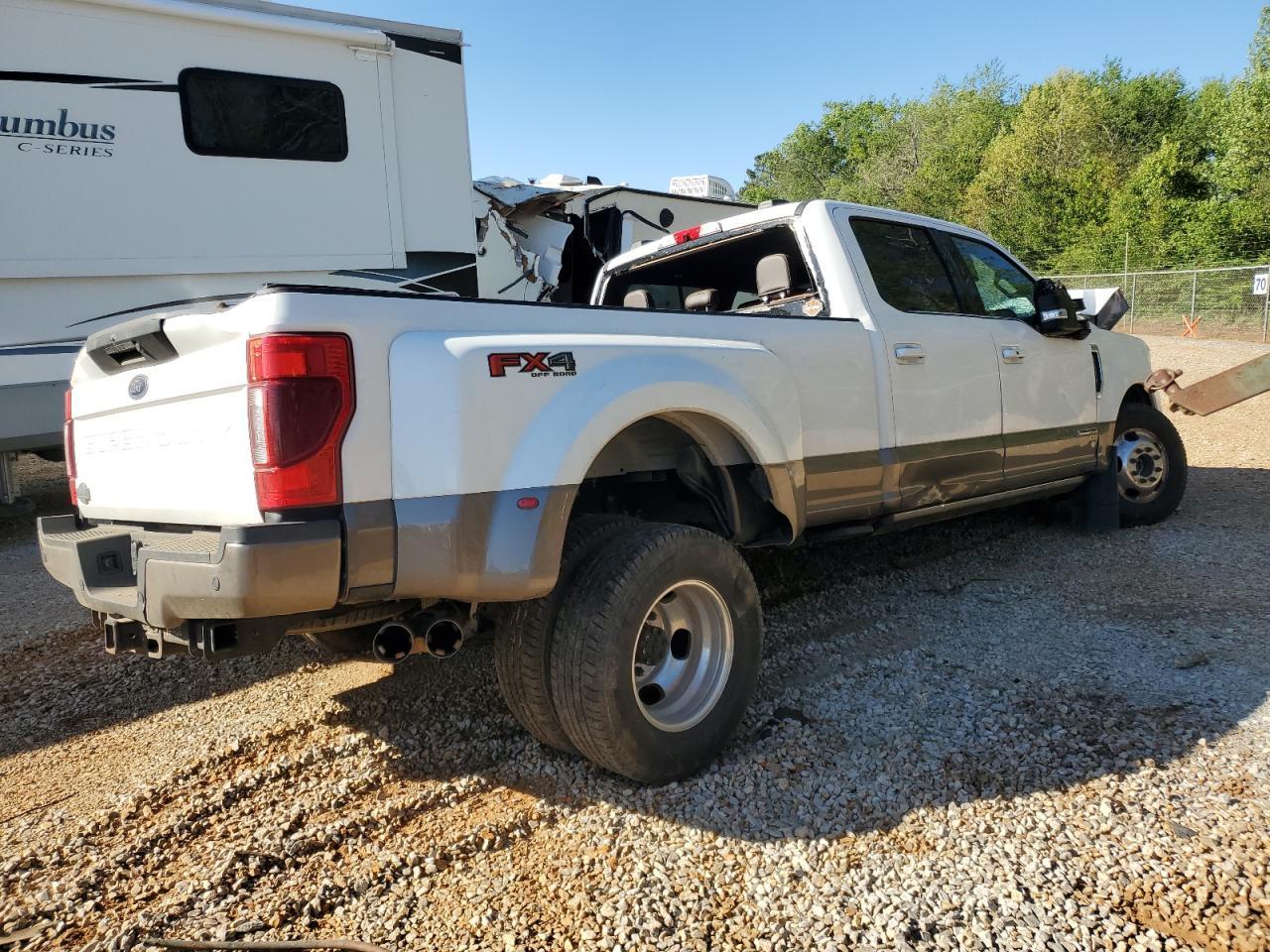 2021 Ford Super Duty F-350 W/D - Image 3