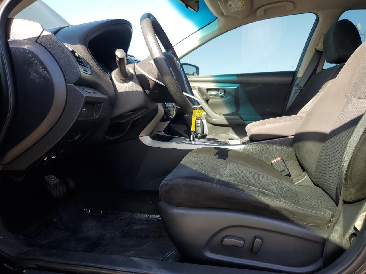 2015 Nissan Altima 2.5 - Фото 7