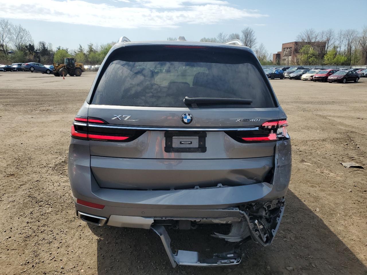 2023 BMW X7 xDrive40I - Image 6