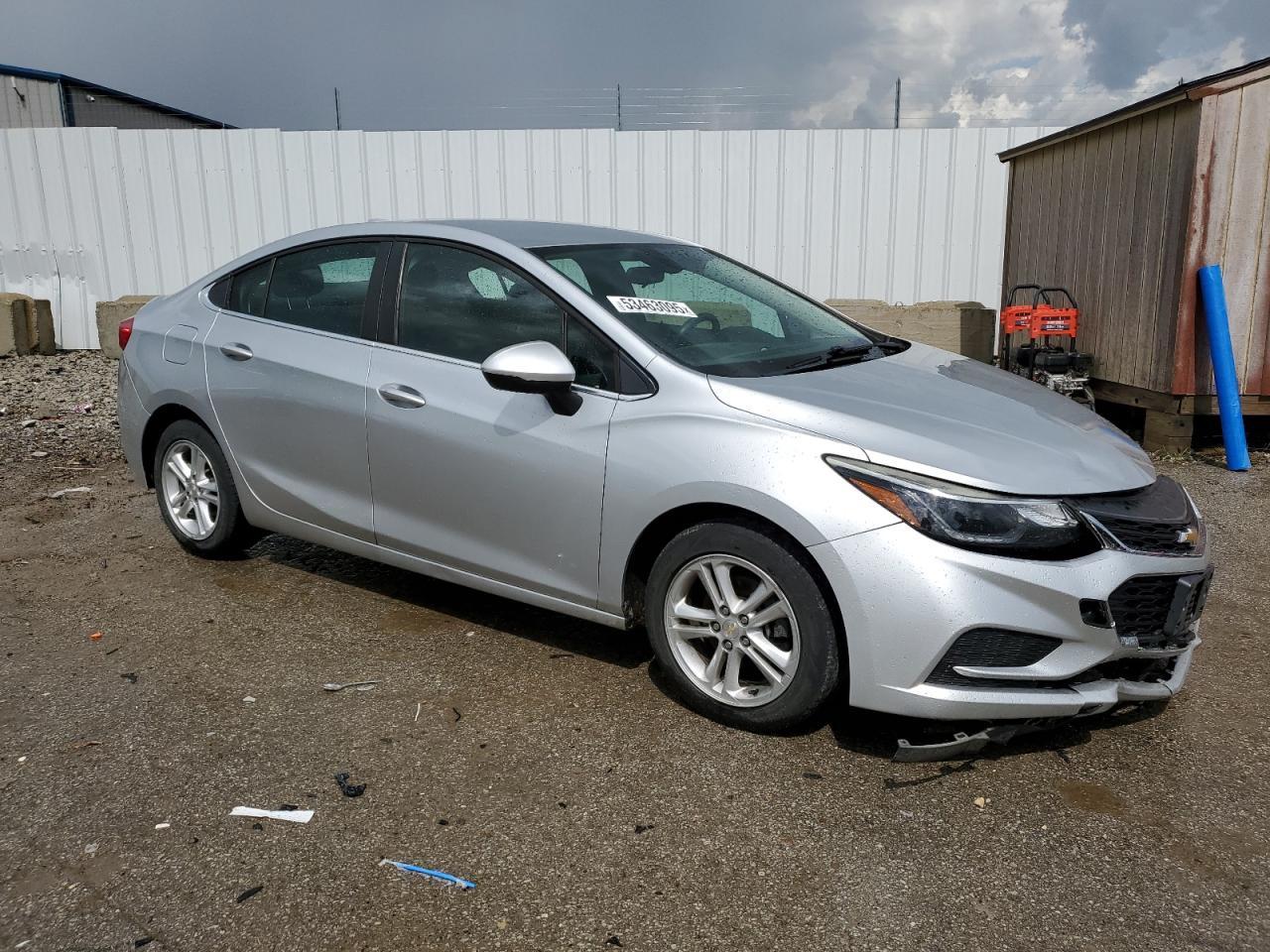 2018 Chevrolet Cruze Lt - Image 4