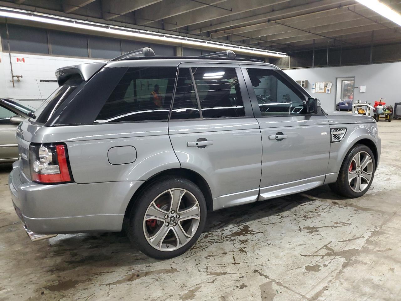 2013 Land Rover Range Rover Sport Autobiography - Image 3