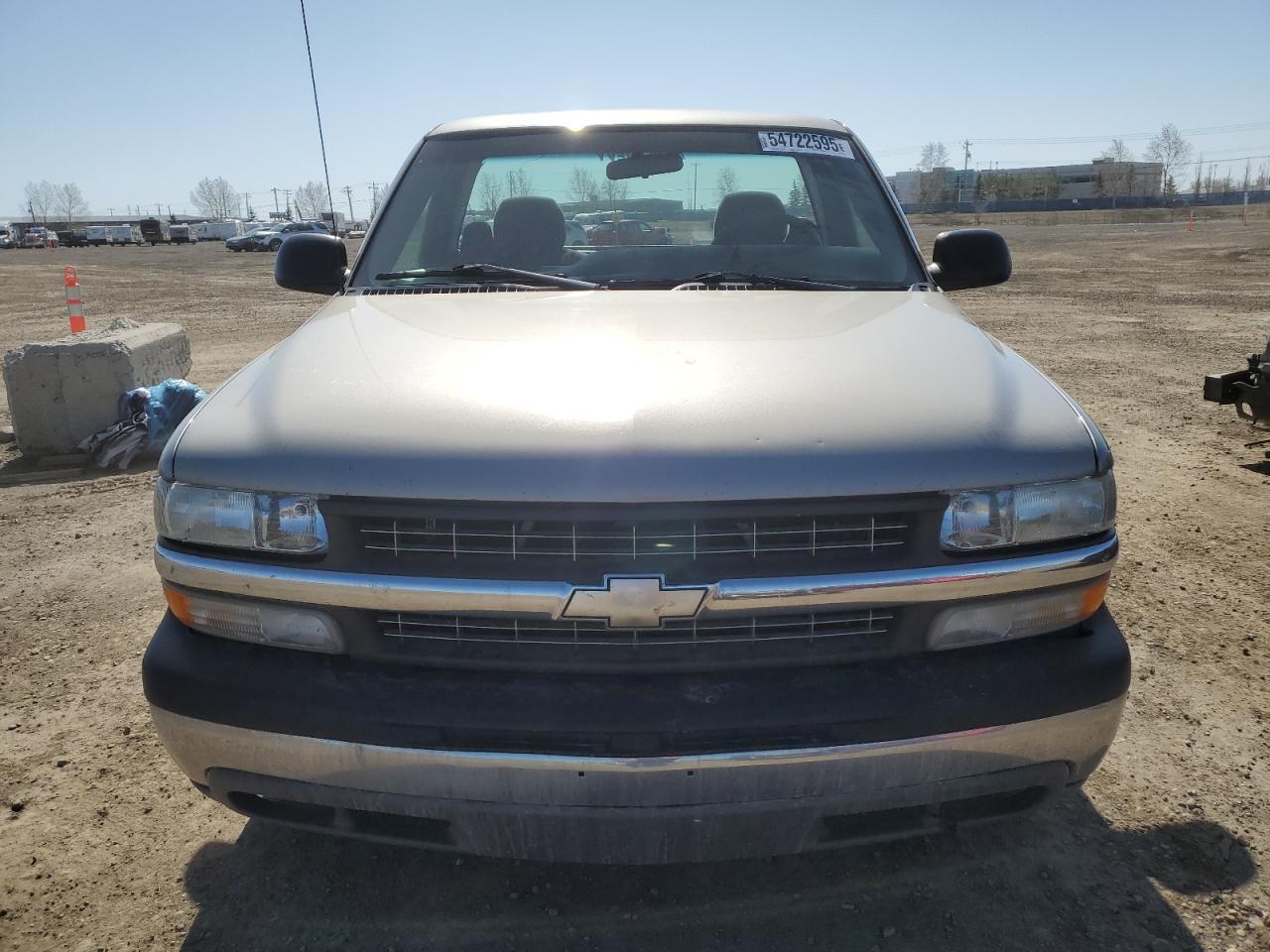 2000 Chevrolet Silverado C1500 - Image 5