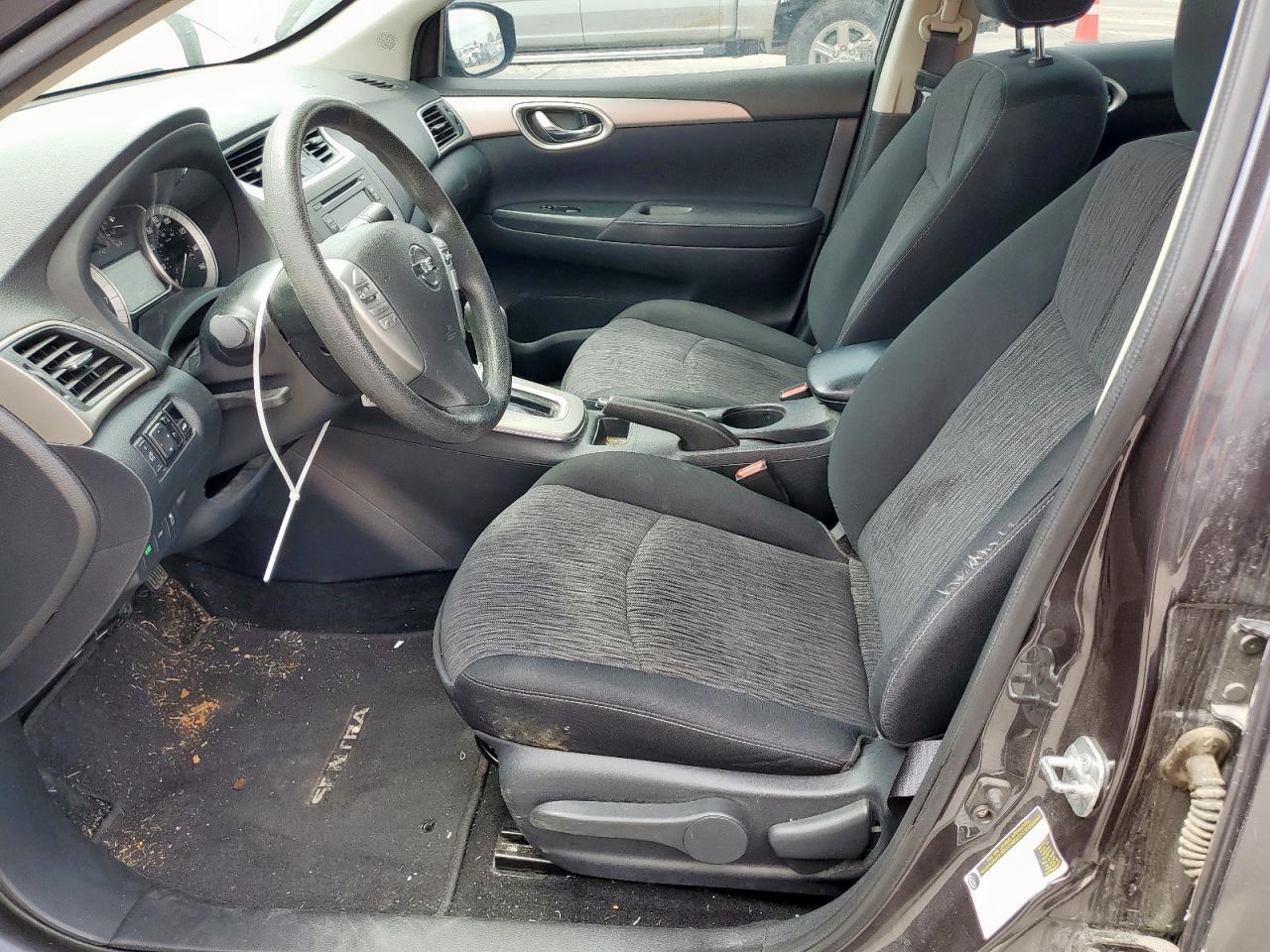 2014 Nissan Sentra S - Фото 7