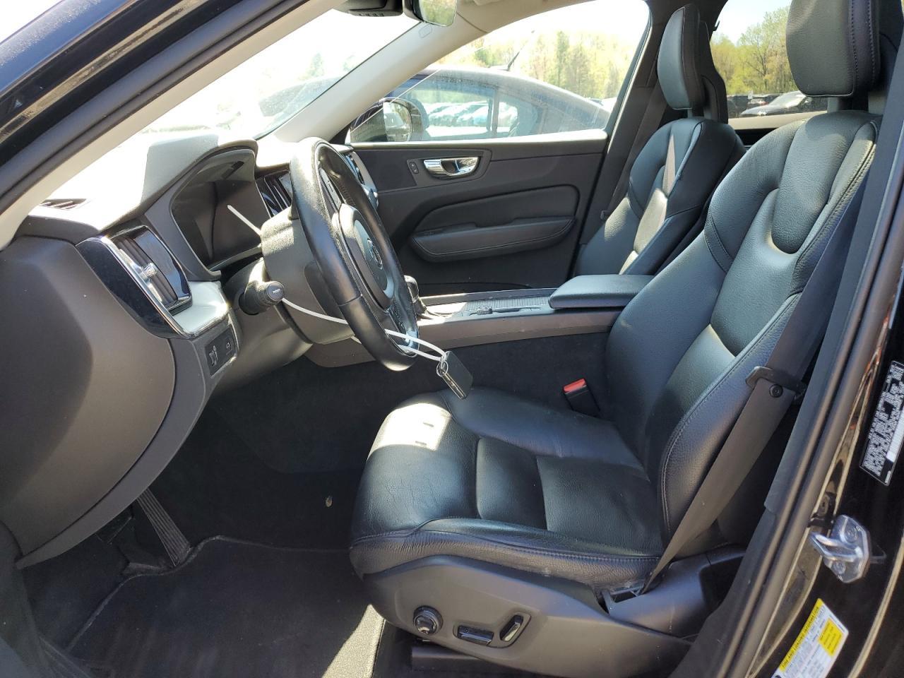 2018 Volvo Xc60 T6 Momentum - Image 7