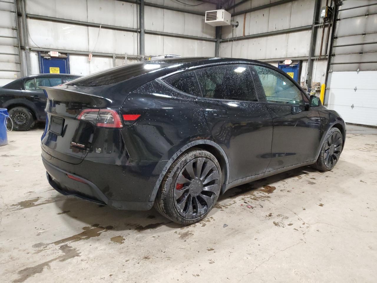 2022 Tesla Model Y - Image 3