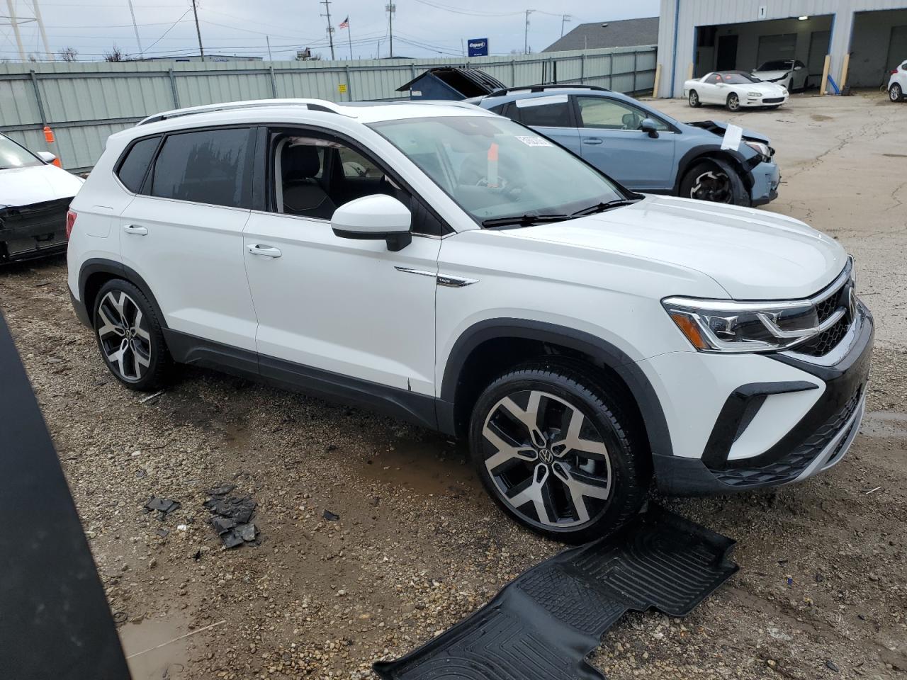 2023 Volkswagen Taos Sel - Фото 4
