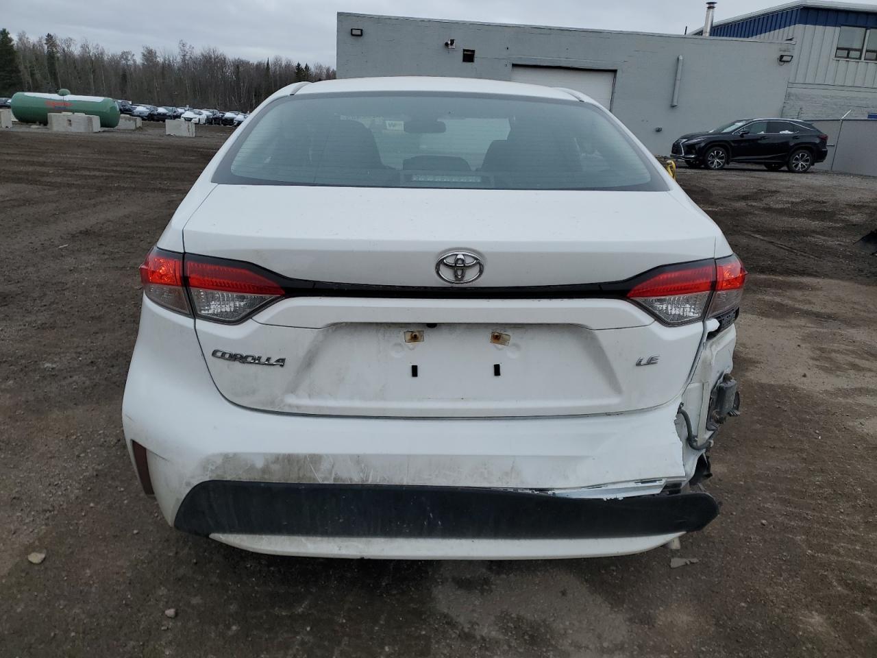 2022 Toyota Corolla Le - Image 6