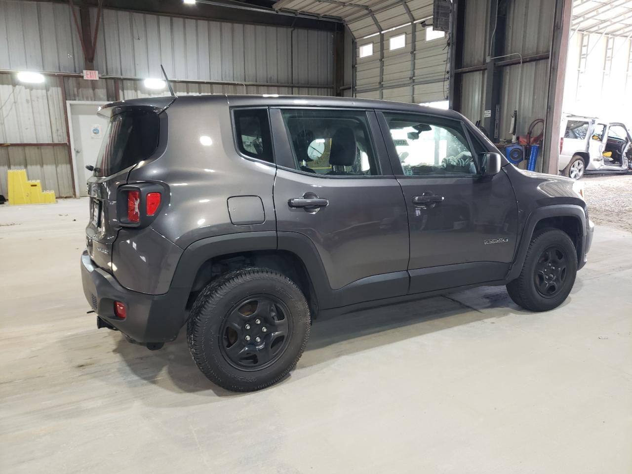 2019 Jeep Renegade Sport - Image 3