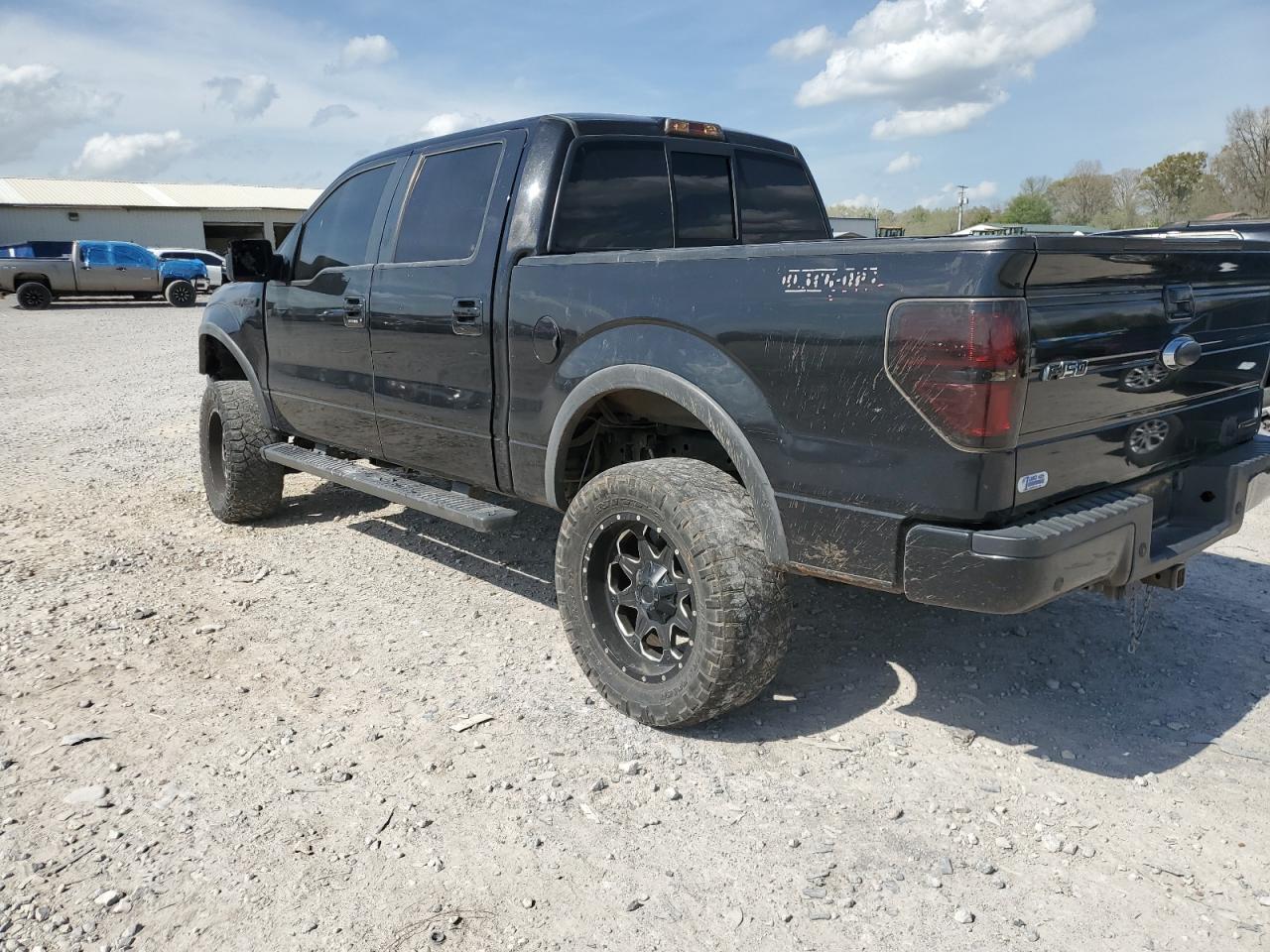 2013 Ford F150 Supercrew - Фото 2