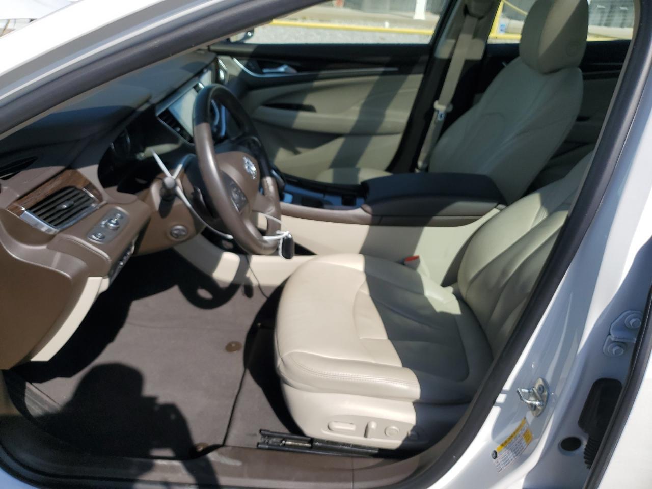 2018 Buick Lacrosse Premium - Фото 7