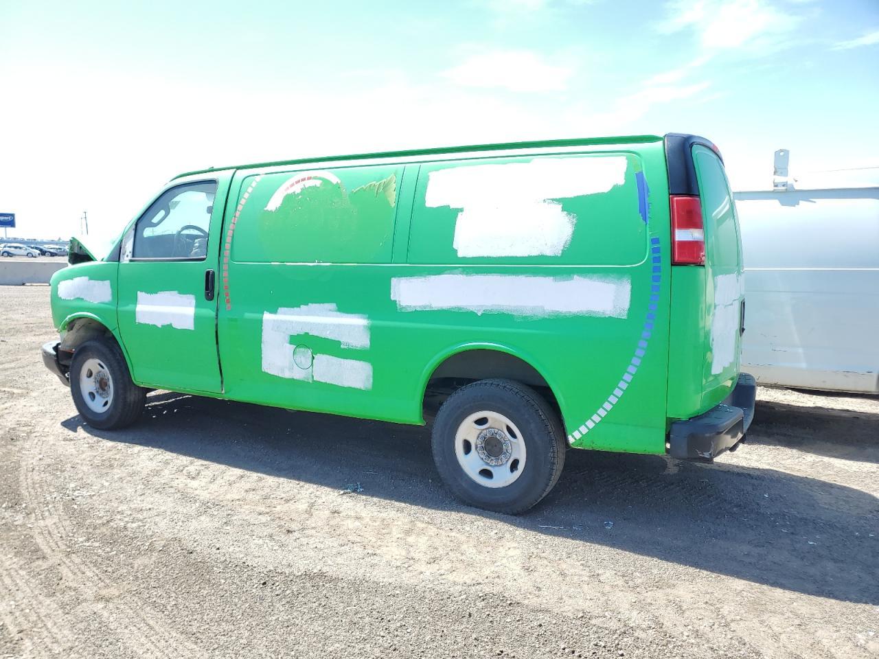 2019 GMC Savana G2500 - Фото 2