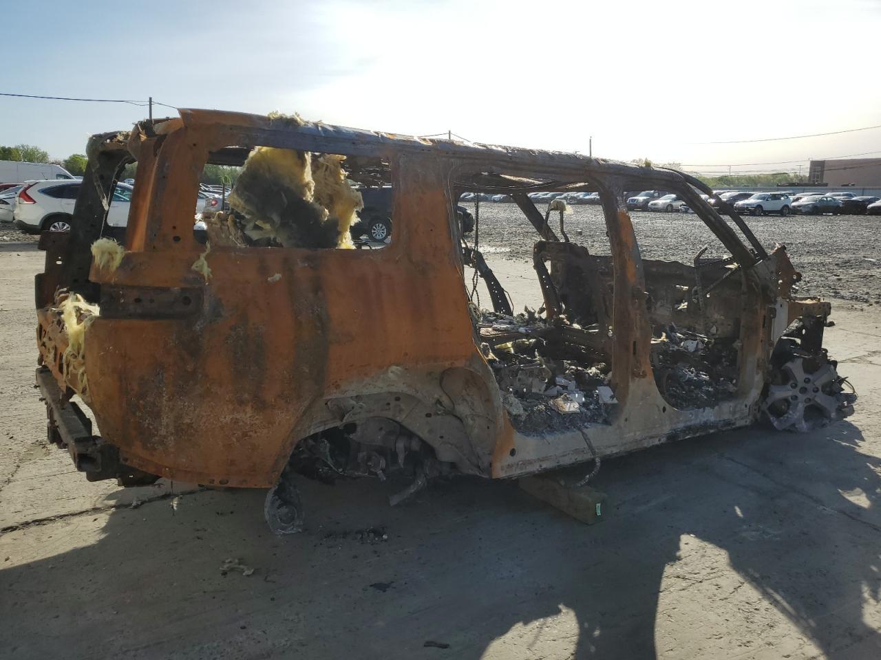 2023 Rivian R1S Adventure - Image 3