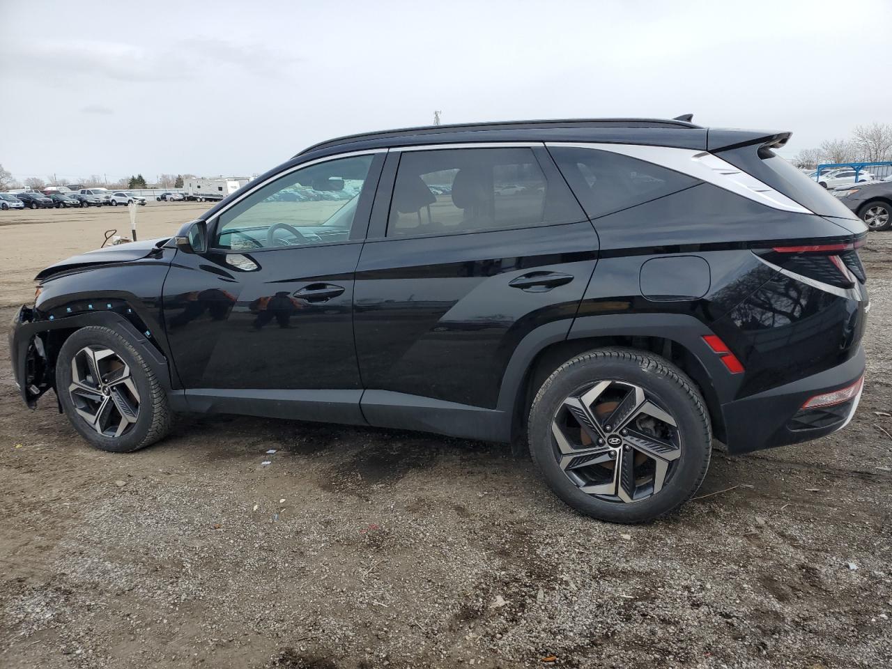 2023 Hyundai Tucson Luxury - Image 2