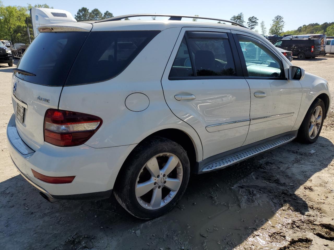 2009 Mercedes-Benz Ml 350 - Image 3