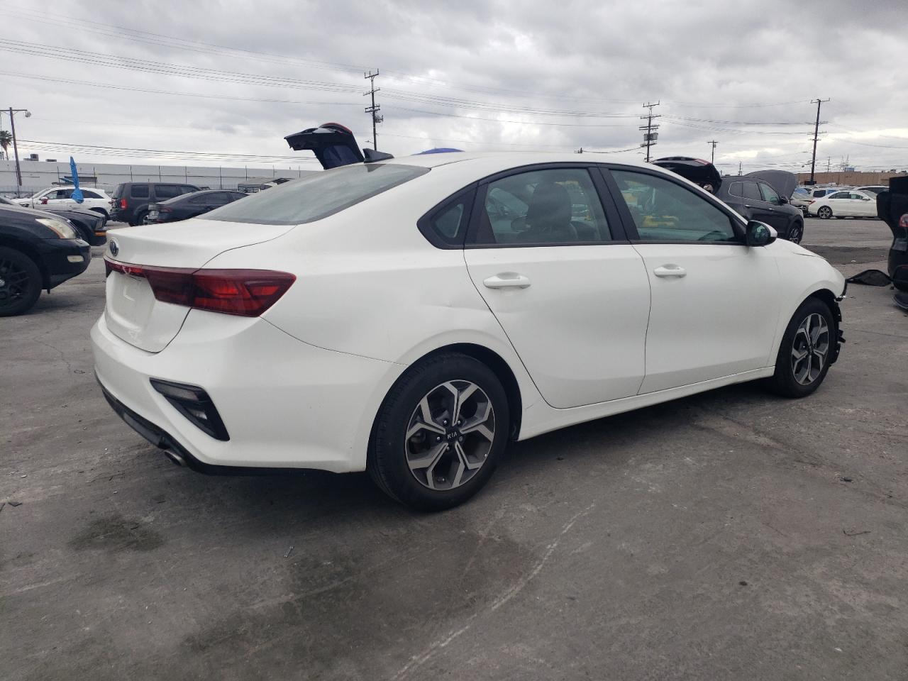 2021 Kia Forte Fe - Image 3