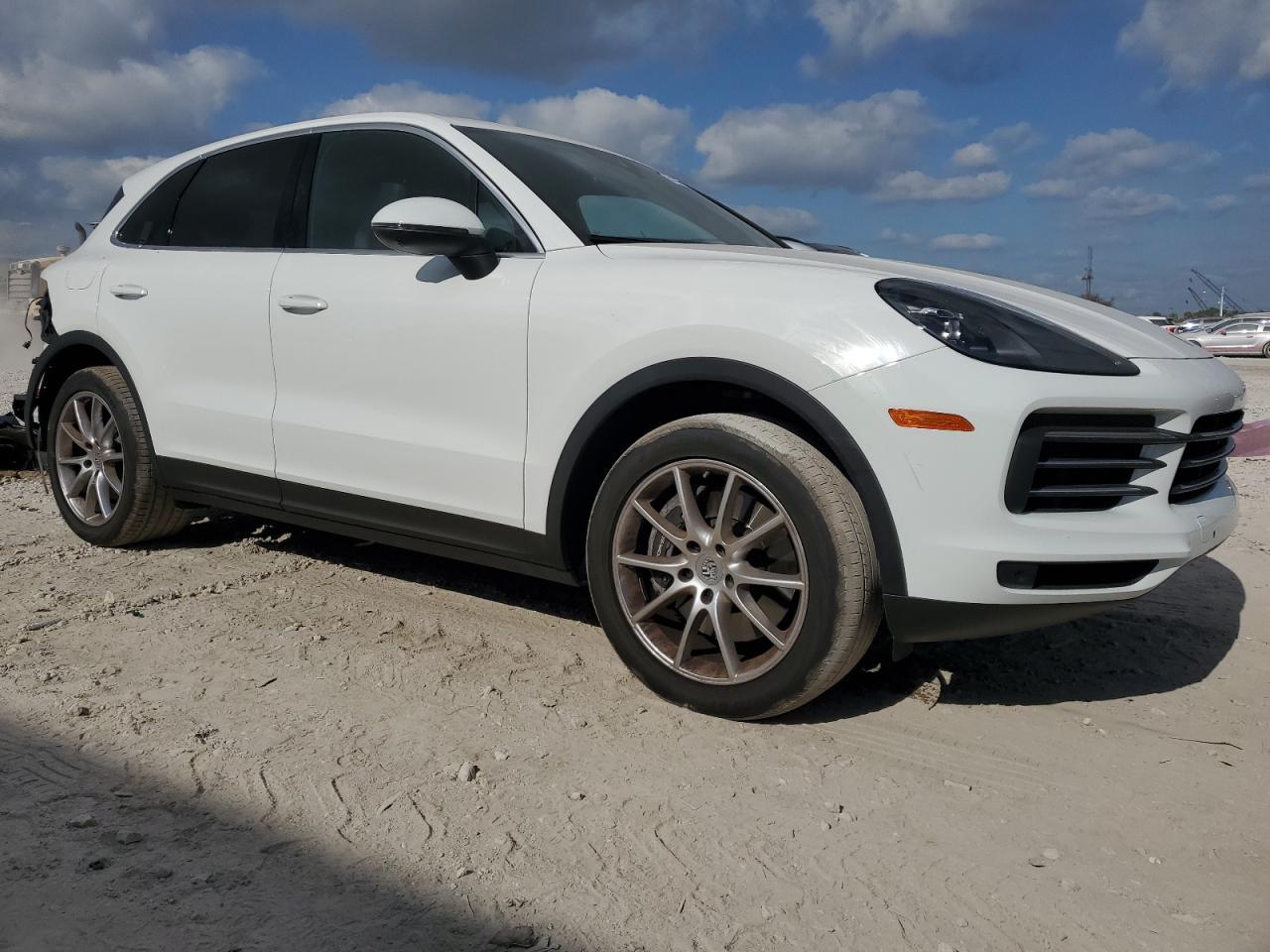 2023 Porsche Cayenne Base - Фото 4
