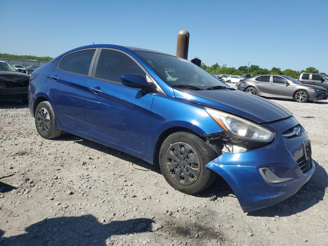 2016 Hyundai Accent Se - Фото 4
