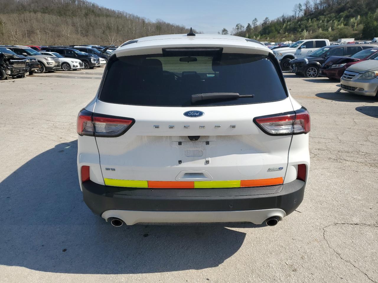 2020 Ford Escape Se - Фото 6