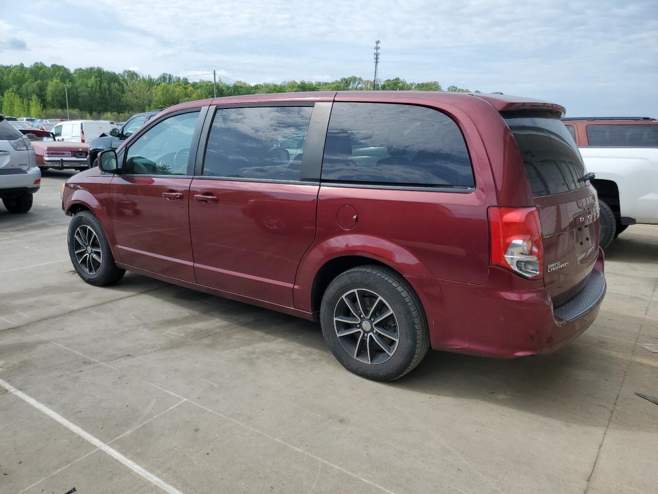 2018 Dodge Grand Caravan Se - Image 2