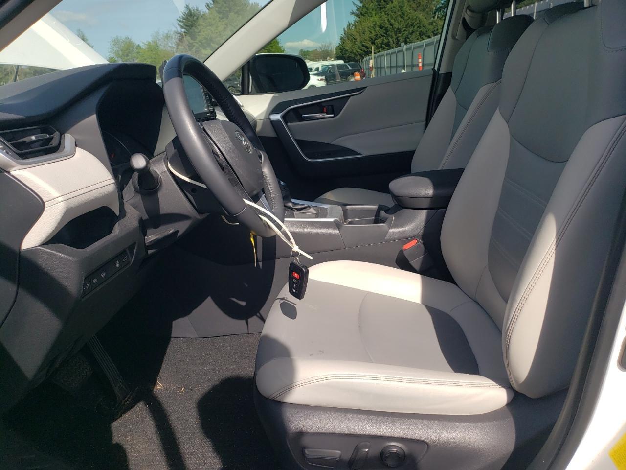 2020 Toyota Rav4 Xle Premium - Фото 7