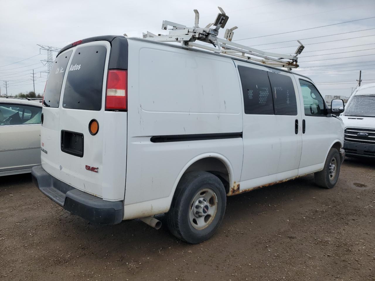 2007 GMC Savana G2500 - Фото 3
