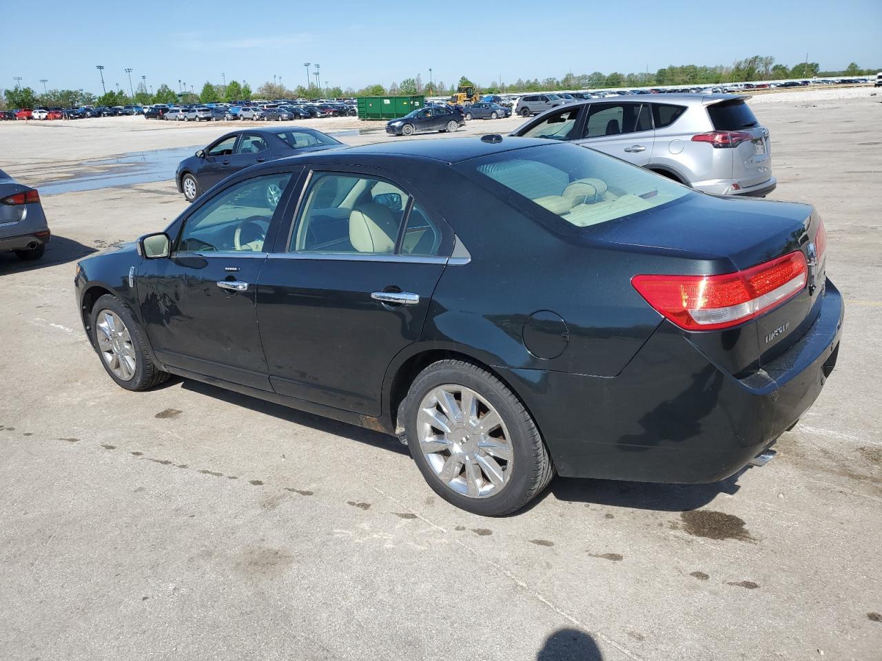 2010 Lincoln Mkz - Image 2