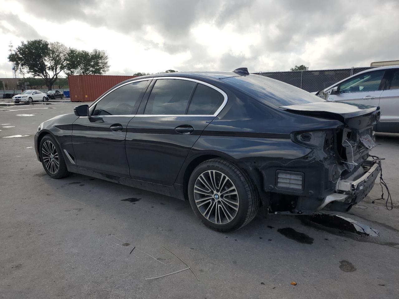 2019 BMW 530 I - Фото 2