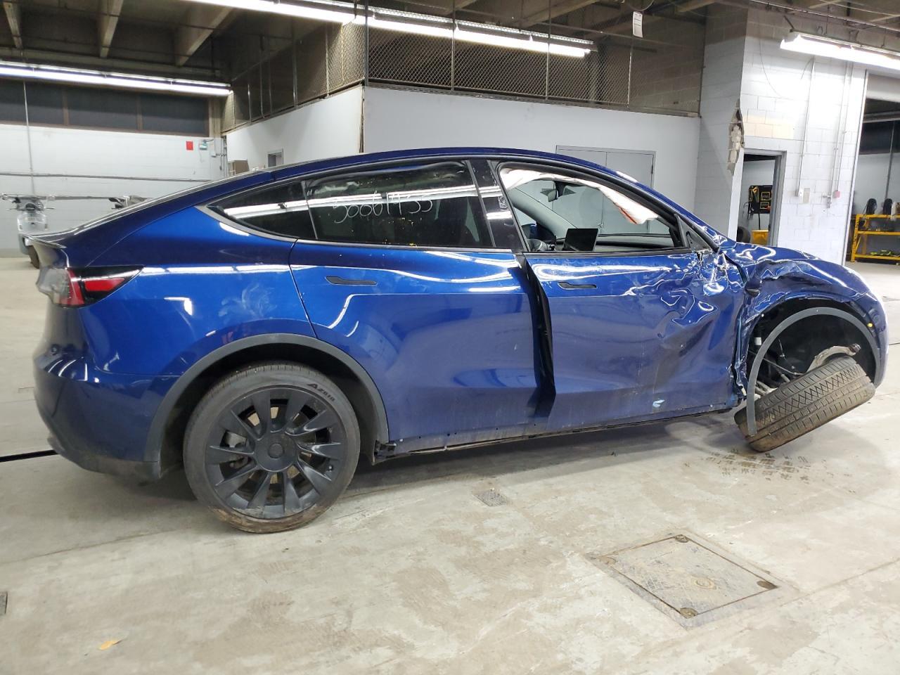 2020 Tesla Model Y - Фото 3