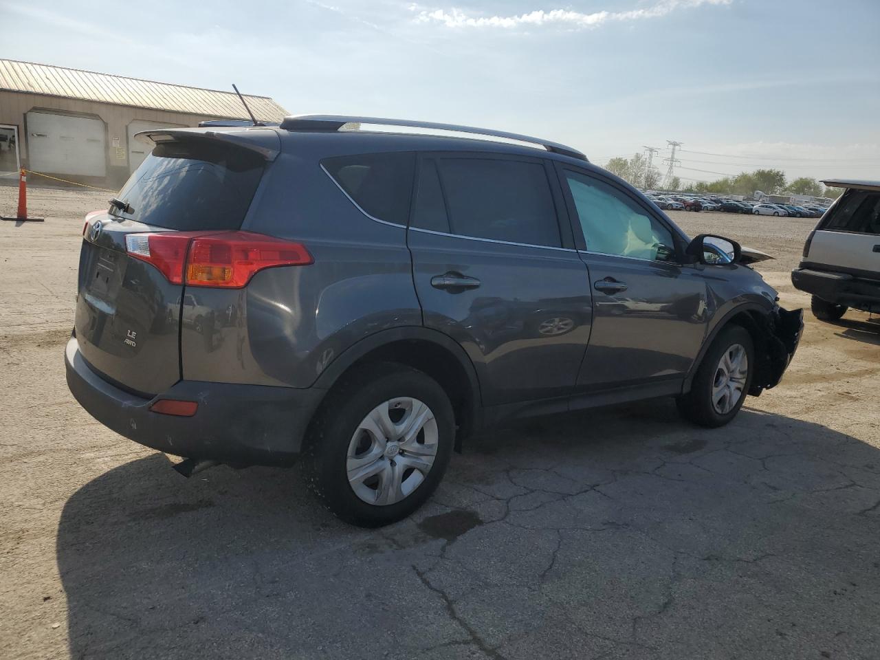 2015 Toyota Rav4 Le - Image 3