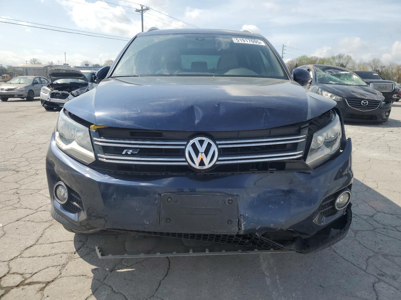 2016 Volkswagen Tiguan S - Фото 5