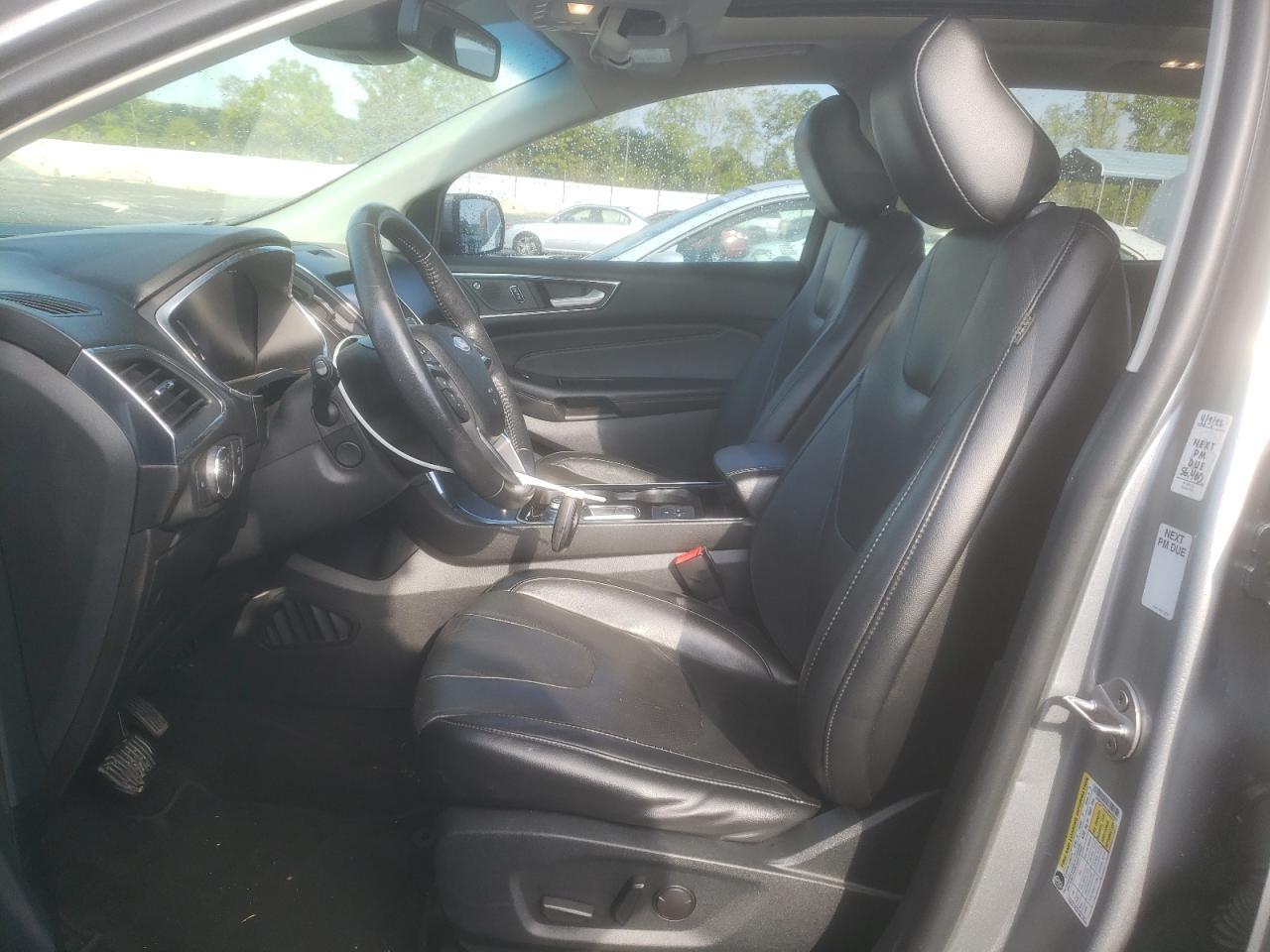 2020 Ford Edge Titanium - Фото 7
