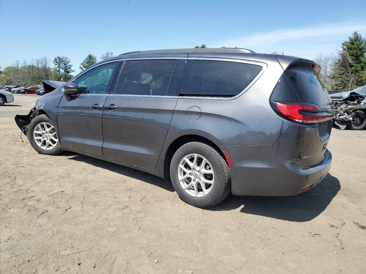 2022 Chrysler Pacifica Touring L - Фото 2