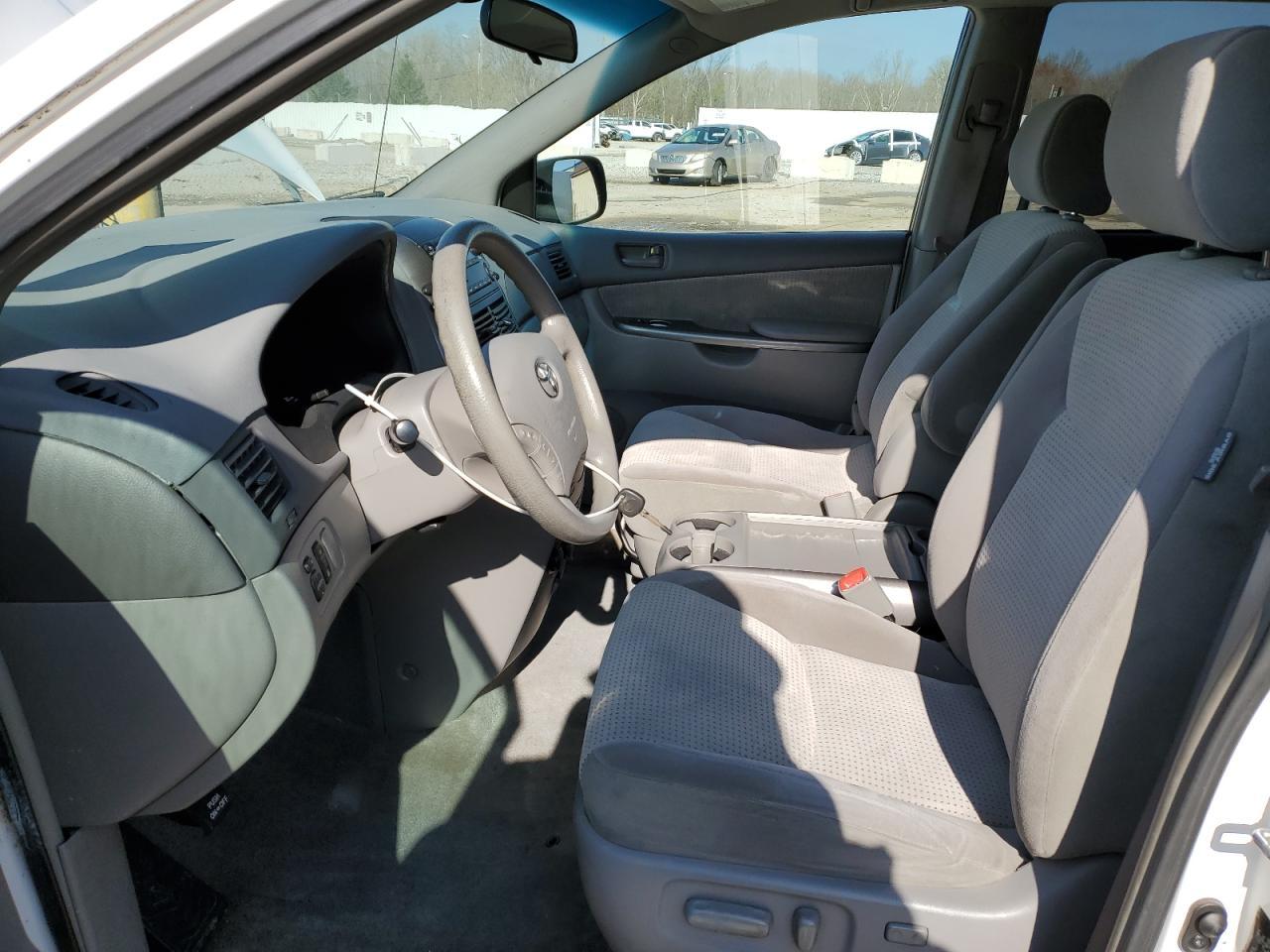 2007 Toyota Sienna Ce - Фото 7