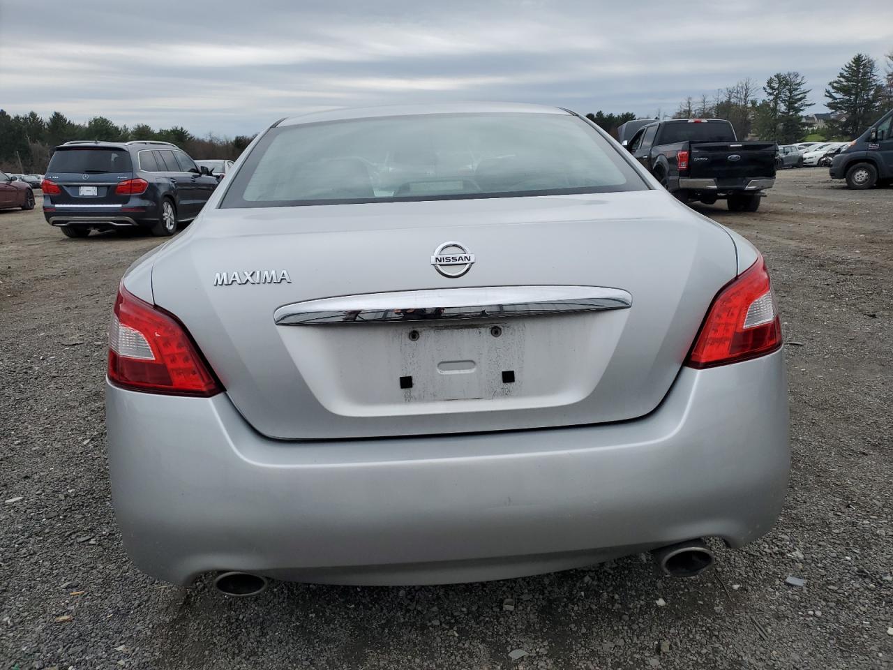 2011 Nissan Maxima S - Image 6