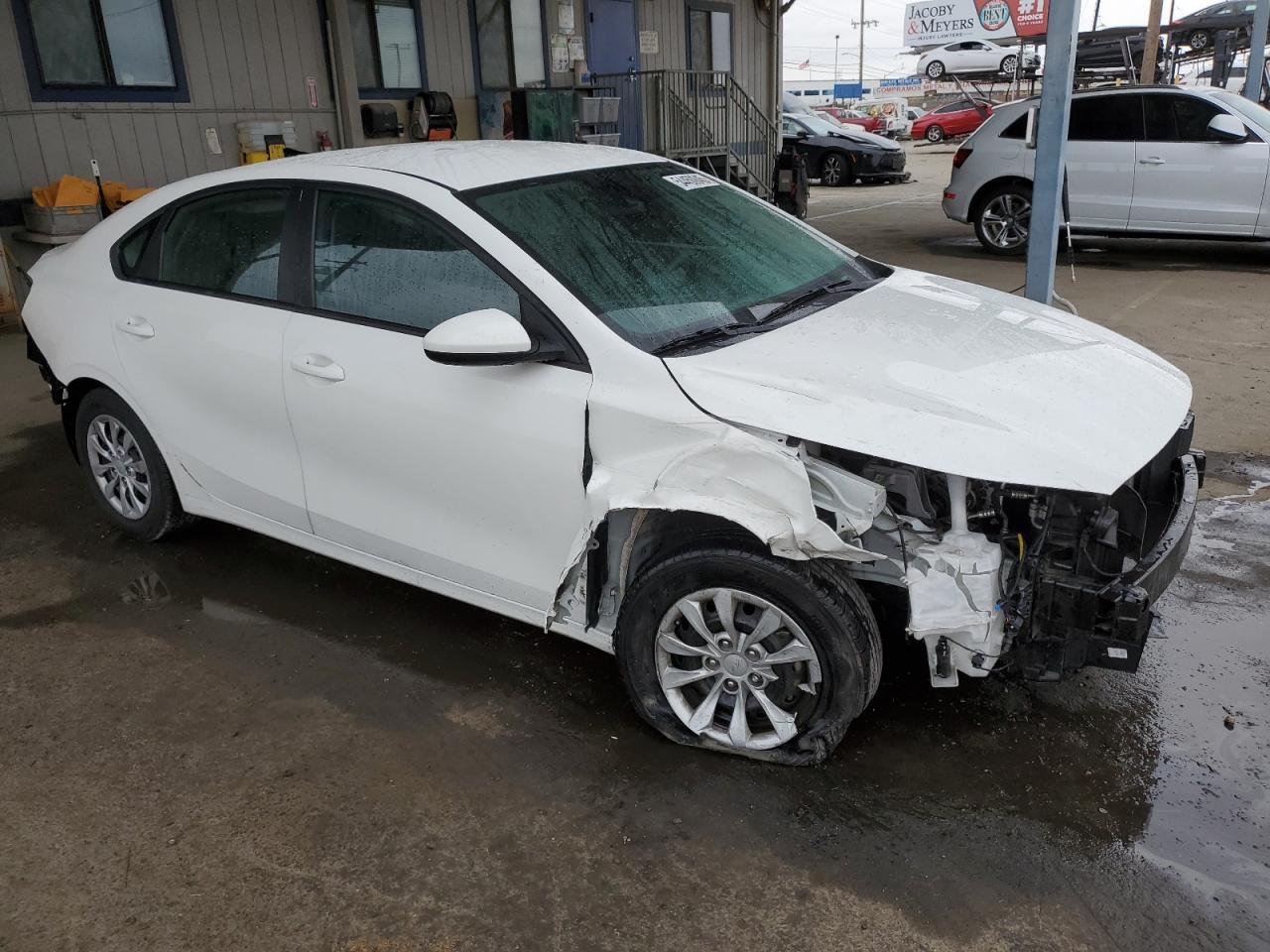 2023 Kia Forte Lx - Фото 4
