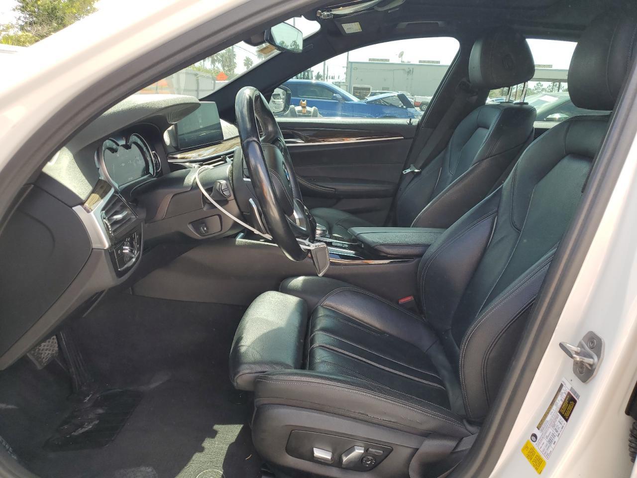 2017 BMW 540 I - Фото 7