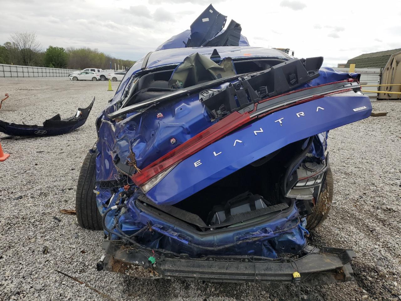 2024 Hyundai Elantra Limited - Фото 6