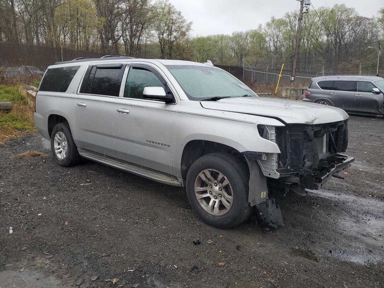2015 Chevrolet Suburban C1500 Lt - Image 4